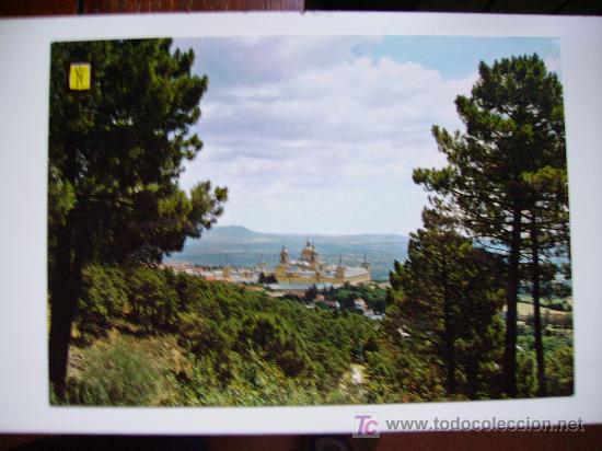 Postcards: vista general de el escorial