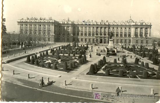Postais: TARJETA POSTAL DE MADRID.PLAZA DE ORIENTE, PALACIO NACIONAL. ED. GARRABELLA N&ordm;111