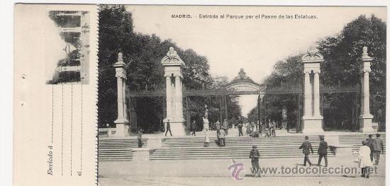 Postais: 5165 POSTAL CON ACUSE DE ENVIO- ENTRADA AL PARQUE P/EL PASEO DE LAS ESTATUAS-FOTOGRAF&Iacute;A LACOSTE