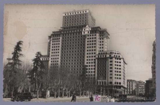 Postales: TARJETA POSTAL ANTIGUA DE MADRID. EDIFICIO DE LA PLAZA DE ESPA&Ntilde;A. - Foto 1