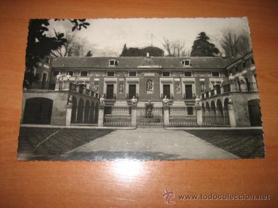 Cartoline: 25.-ARANJUEZ.-CASITA DEL LABRADOR.FACHADA PRINCIPAL.-CIRCULADA