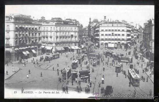 Postales: TARJETA POSTAL DE MADRID - LA PUERTA DEL SOL - SIN CIRCULAR - Foto 1
