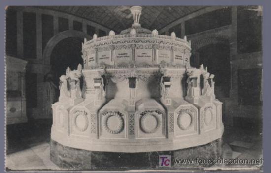 Cartoline: TARJETA POSTAL DEL MONASTERIO DEL ESCORIAL. PANTEON DE PARVULOS.