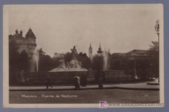 Postkarten: TARJETA POSTAL ANTIGUA DE MADRID.FUENTE DE NEPTURNO.EDICION LA SOCIEDAD GENERAL ESPA&Ntilde;OLA DE LIBRERIA
