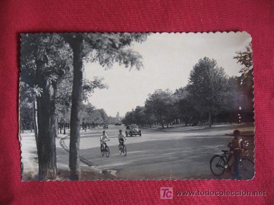 Postales: MADRID - AVENIDA DEL GENERALISIMO - Foto 1