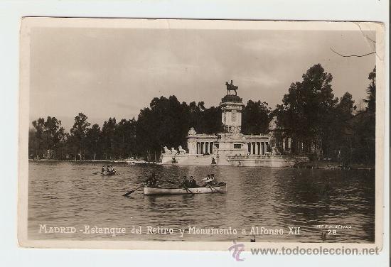Postkarten: MADRID - Estanque del Retiro y Monumento a Alfonso XII