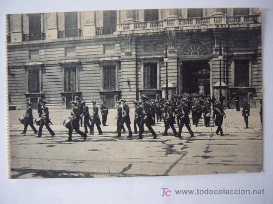 Postales: MADRID.  PALACIO REAL.  N&ordm; 37.  GRAFOS. - Foto 1