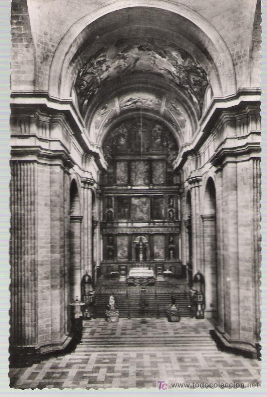 Postales: Monasterio del Escorial.- Interior de la Iglesia. - Foto 1
