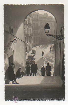 Postales: MADRID. ARCO DE CUCHILLEROS. (ED. DOMINGUEZ) - Foto 1