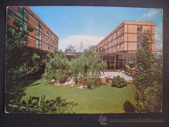Postkarten: ARAVACA,MADRID.COLEGIO MAYOR UNIVERSITARIO LA SALLE.JARDIN INTERIOR.ESCRITA SIN CIRCULAR.