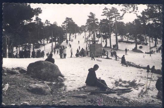 Postales: PUERTO NAVACERRADA (MADRID).- EL ESCAPARATE - Foto 1
