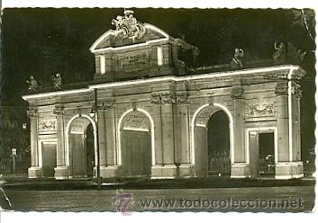 Postales: 7-esp835. Postal Madrid. Puerta de Alcala. iluminada - Foto 1