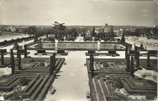 Postales: MADRID JARDINES DE SABATINI ESCRITA - Foto 1