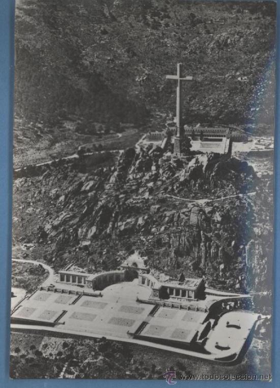 Postales: Valle de los Ca&iacute;dos - Madrid - 1957 - Foto 1