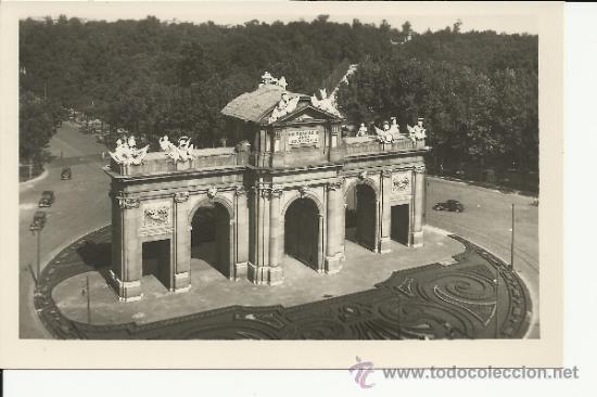 Postales: MADRID PUERTA DE ALCALA SIN ESCRIBIR - Foto 1