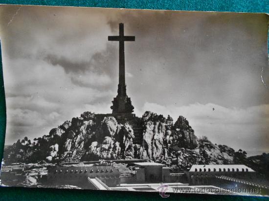 Postales: postal valle de los caidos circulada 1959 - Foto 1