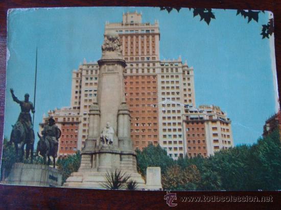 Postales: madrid monumento a cervantes y edificio espa&ntilde;a -circulada 1958-. - Foto 1