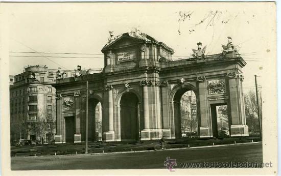 Postales: POSTAL MADRID PUERTA DE ALCALA - Foto 1