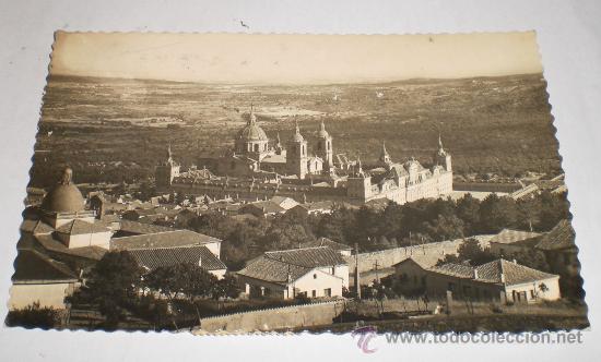 Postales: Antigua Postal, Monasterio de El Escorial, 1954 - Foto 1