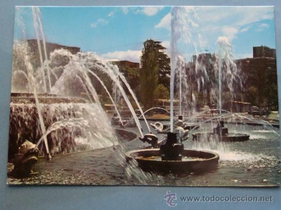 Postais: POSTAL DE MADRID CAPITAL. AÑO 1967. FUENTE DE SAN JUAN DE LA CRUZ. 893.
