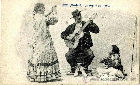 Postales: Madrid. Un ca&ntilde;&iacute; y su tropa - Foto 1