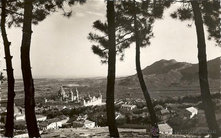 Cartes Postales: El Escorial, monasterio, vista general, editor: Dortea Bravo. Vitrina n&ordm; 12 , CIRCULADA 1953