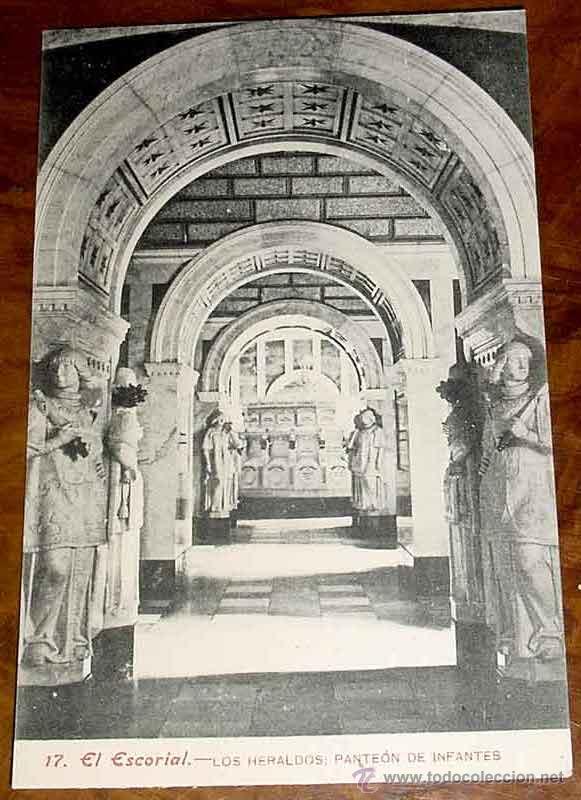 Postais: ANTIGUA POSTAL EL ESCORIAL - N. 17 - LOS HERALDOS - FOT. LACOSTE - NO CIRCULADA.