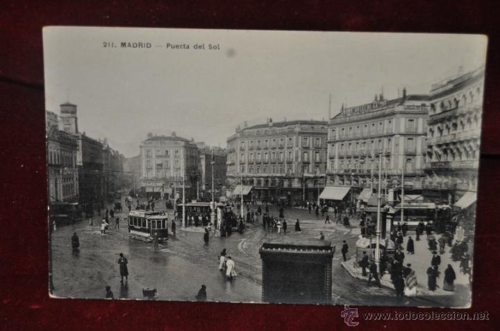 Postales: ANTIGUA POSTAL DE LA PUERTA DEL SOL DE MADRID. SIN CIRCULAR - Foto 1