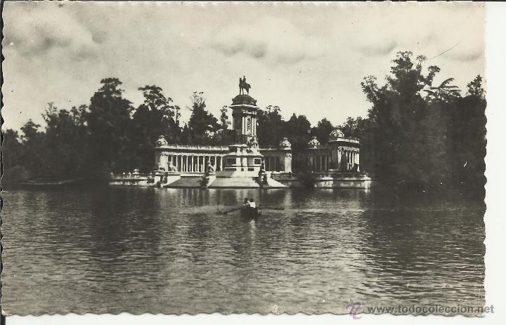 Postales: MADRID EL RETIRO ESCRITA - Foto 1