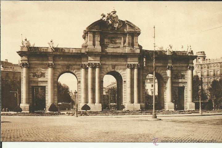 Postales: MADRID PUERTA DE ALCALA SIN ESCRIBIR - Foto 1