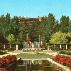 Postales: MADRID PARQUE DEL OESTE ROSALEDA - CIRCULADA A VALENCIA 1967