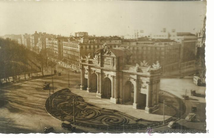 Postales: MADRID PUERTA DE ALCALA SIN ESCRIBIR - Foto 1