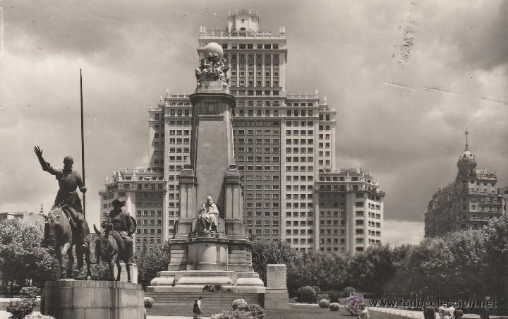 Postales: N&ordm; 20684 POSTAL MADRID MONUMENTO A CERVANTES Y EDIFICIO ESPA&Ntilde;A - Foto 1