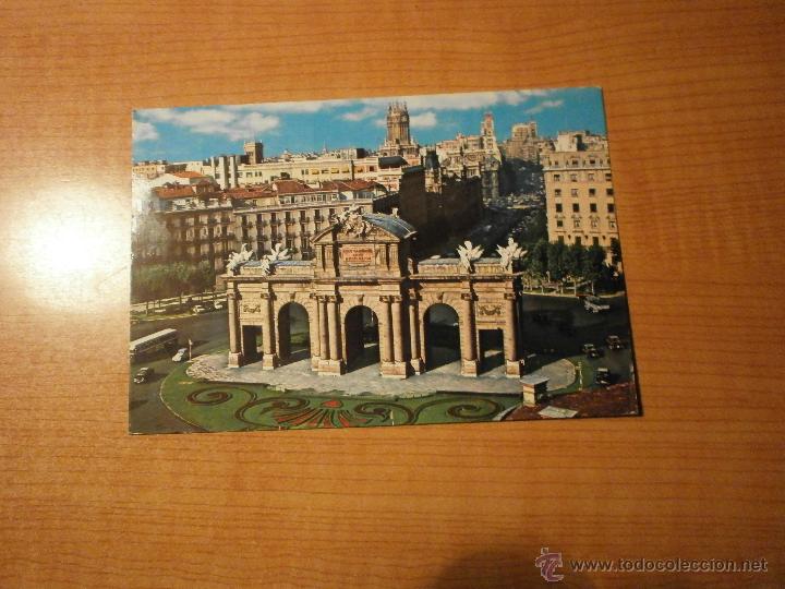 Postales: POSTAL MADRID PUERTA DE ALCALA  CIRCULADA - Foto 1