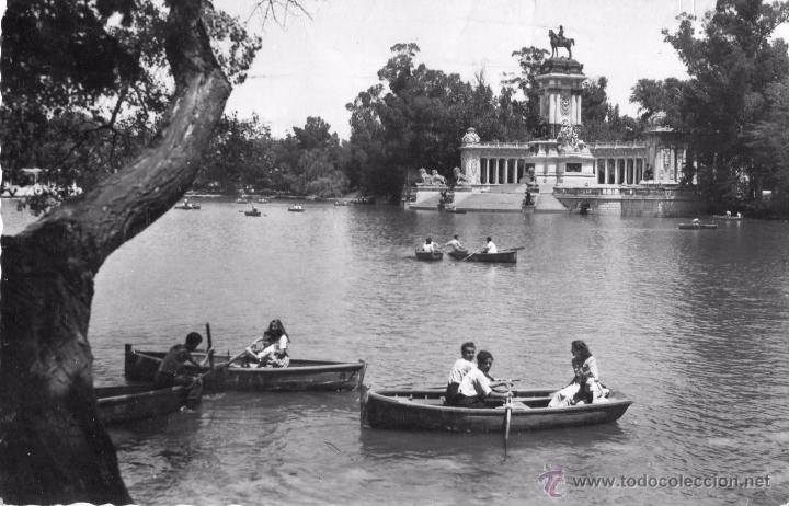 Postales: Madrid. Estanque de El Retiro. 84 Dominguez - Foto 1