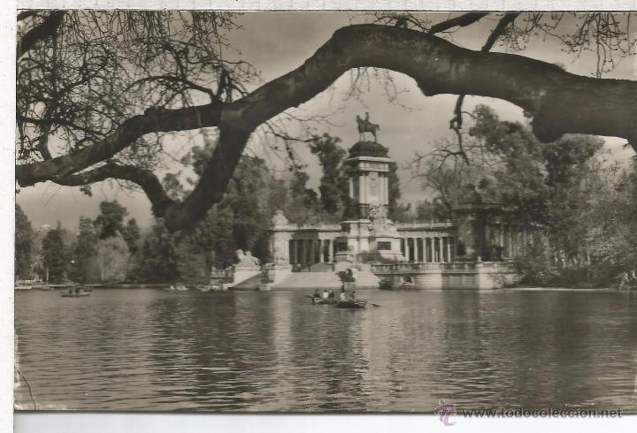 Postales: MADRID EL RETIRO ESCRITA - Foto 1