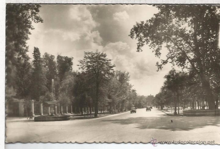 Postales: MADRID PASEO DEL PRADO ESCRITA - Foto 1