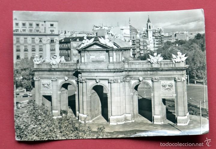 Postales: POSTAL DE MADRID: PUERTA DE ALCALA - Foto 1