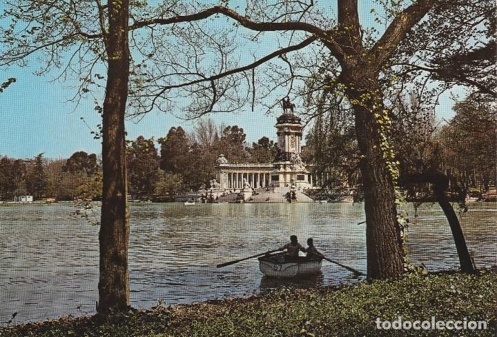 Postales: N&ordm; 29436 POSTAL MADRID ESTANQUE DEL RETIRO - Foto 1