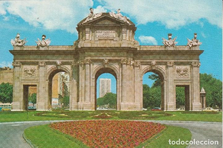 Postales: N&ordm; 1868 POSTAL MADRID PUERTA DE ALCALA - Foto 1