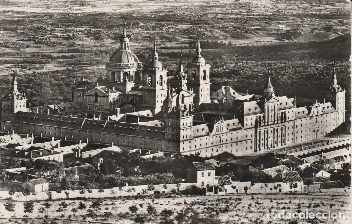 Postales: N&ordm; 1852 POSTAL MADRID EL ESCORIAL - Foto 1