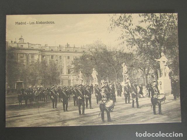Postales: POSTAL MADRID. LOS ALABARDEROS. - Foto 1