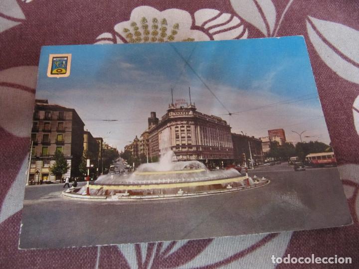 Postales: 109 - MADRID.- Fuente de la Plaza de Carlos V.