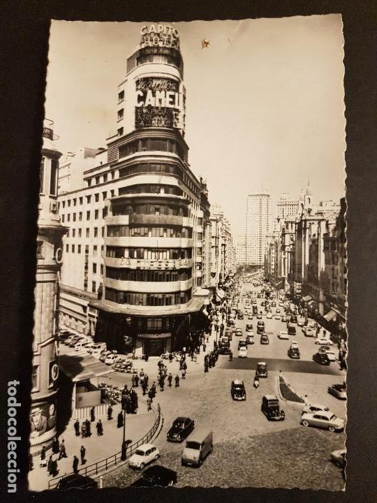 Postales: MADRID EDIFICIO DEL CAPITOL Y AVENIDA JOSE ANTONIO - Foto 1
