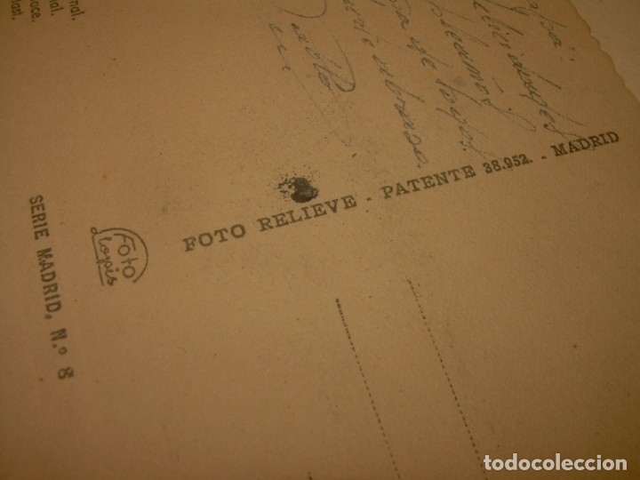 Postales: ANTIGUA POSTAL....MADRID........POSTAL EN RELIEVE. - Foto 3