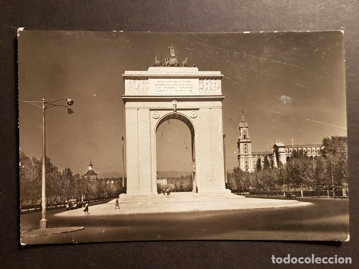 Postales: MADRID ARCO DE LA VICTORIA - Foto 1