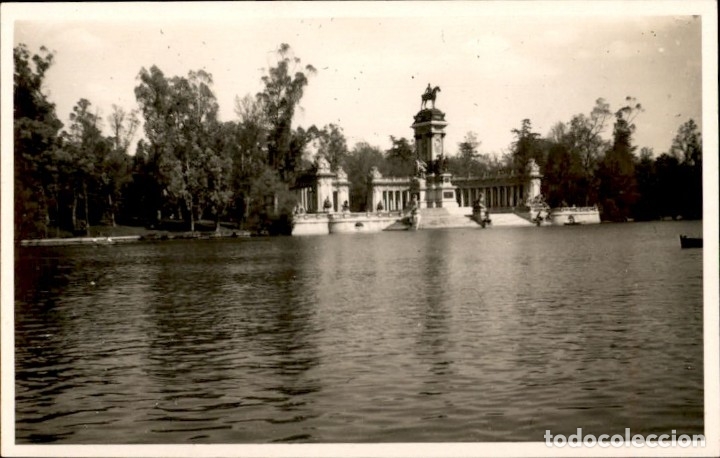 Postales: Madrid &ndash; El Retiro - Estanque  - 9 x 14 cms - Foto 1