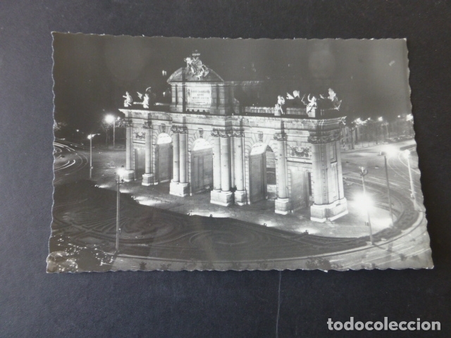 Postales: MADRID PUERTA DE ALCALA - Foto 1