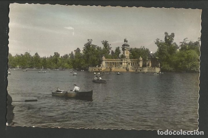 Postcards: MADRID-PARQUE DEL RETIRO-ESTANQUE-ED&middot;GARCIA GARRABELLA-VER REVERSO-(61.970)