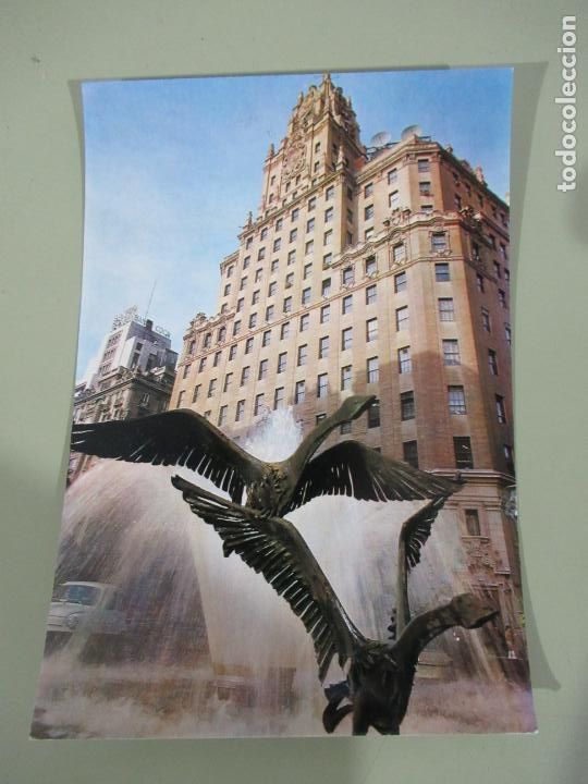 Postales: Madrid - Edificio de la Cia. Telef&oacute;nica y Fuente de la Red de San Luis - Circulada - Foto 1